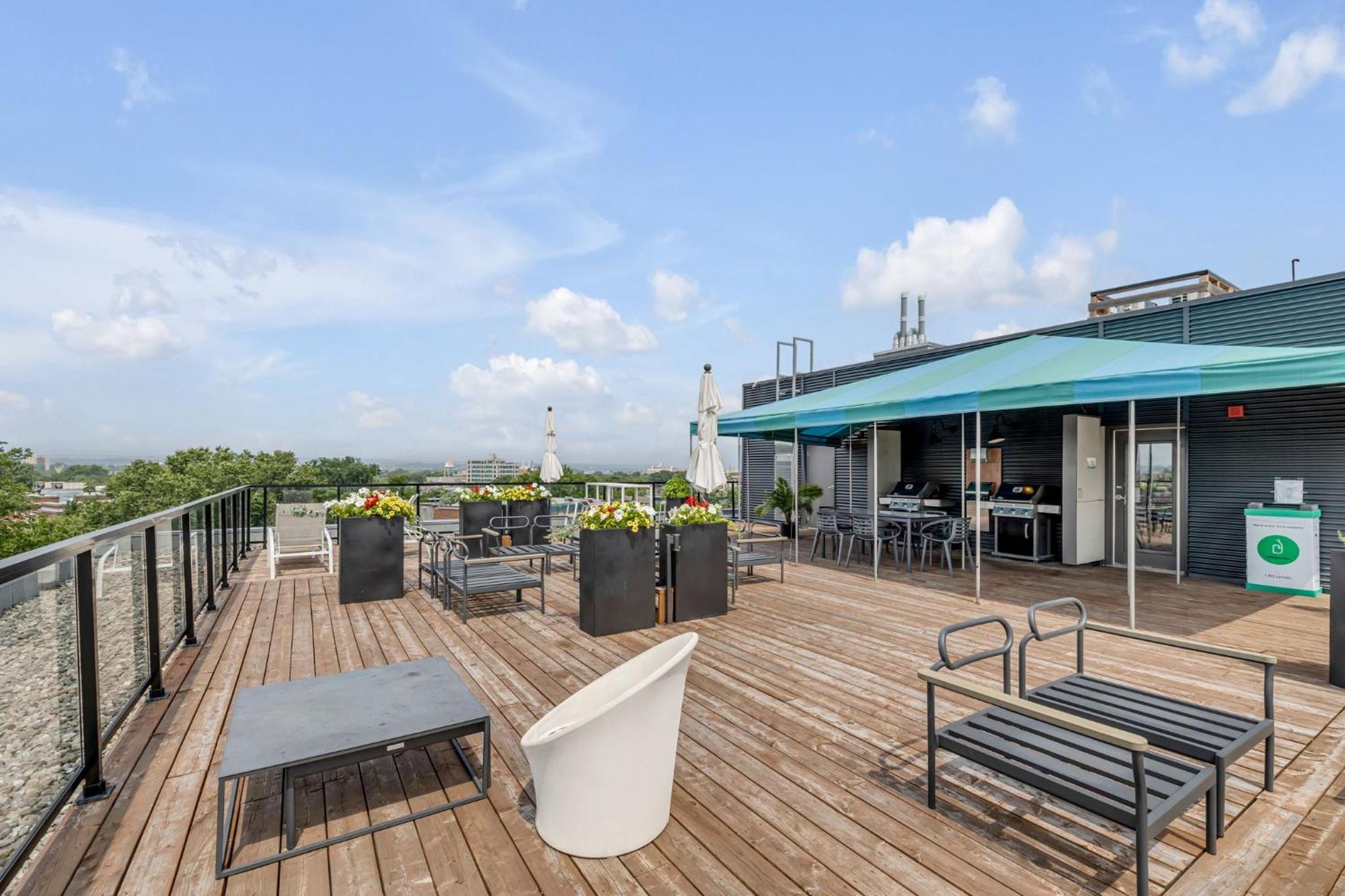 Initial / Spritz / Downtown Qc +Stat Apartment Quebec City Exterior photo